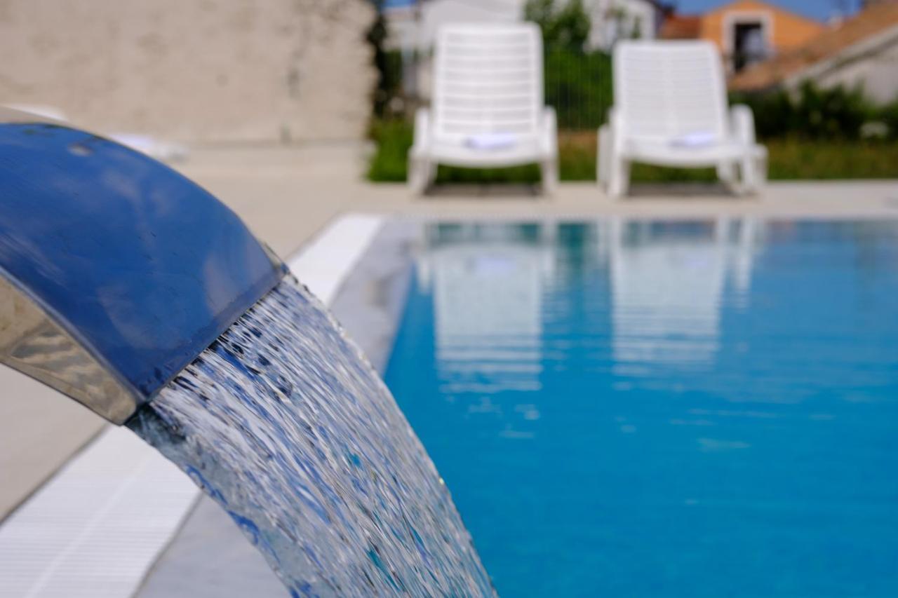 Hotel Vila Conte Veli Lošinj Zewnętrze zdjęcie