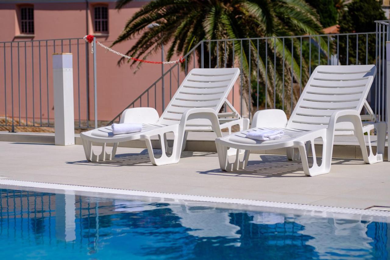 Hotel Vila Conte Veli Lošinj Zewnętrze zdjęcie
